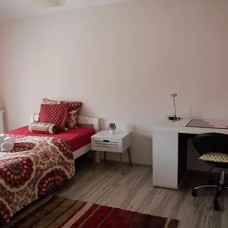 Apartment Queen 